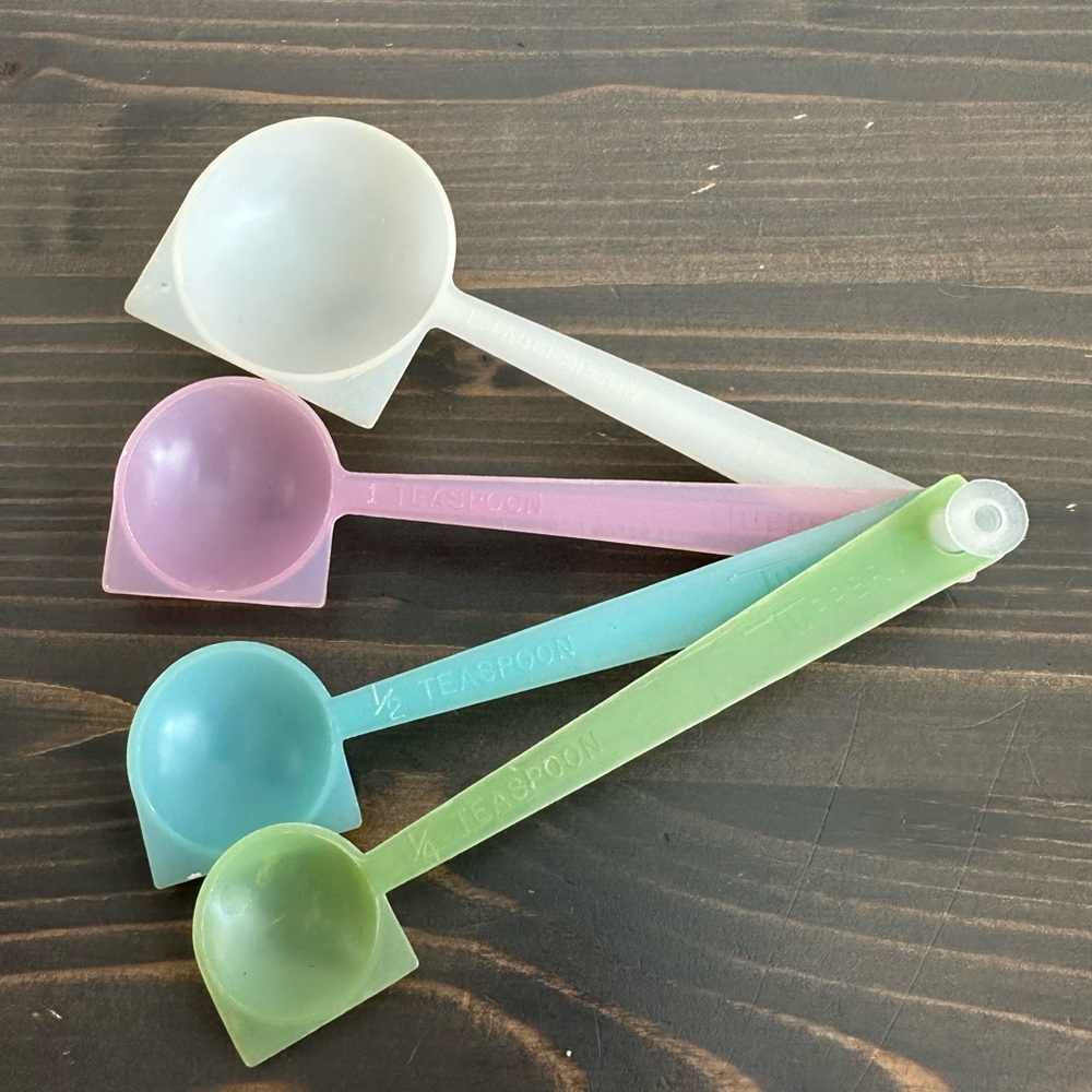 Vintage Tupperware measuring spoons
Circa 1950’s